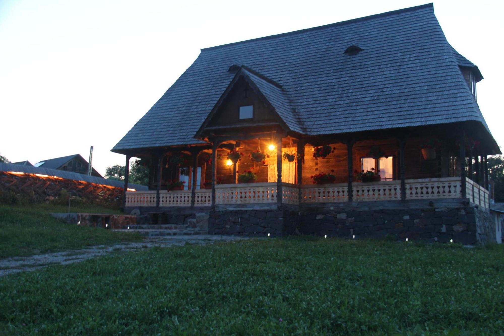 Casa Veche Breb Hotel Exterior photo